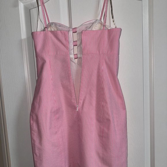 NEW WITH TAGS- Lilly Pulitzer Pink Seersucker Bow Cutout dress - Picture 5 of 6